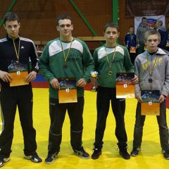 Lietuvos graikų-romėnų imtynių jaunių čempionate anykštėnai iškovojo keturis medalius