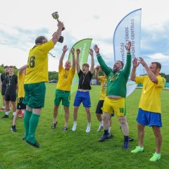 Anykščių raj. seniūnijų žaidynių futbolo turnyre – labiausiai patyrusių žaidėjų triumfas (FOTO)